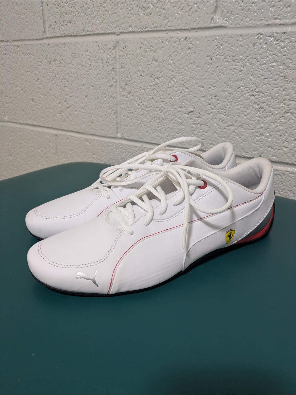 PUMA x Ferrari Men’s White Driving Sneakers